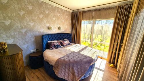 Sendvario seniunija Villa | Župė Dream House with jacuzzi and sauna