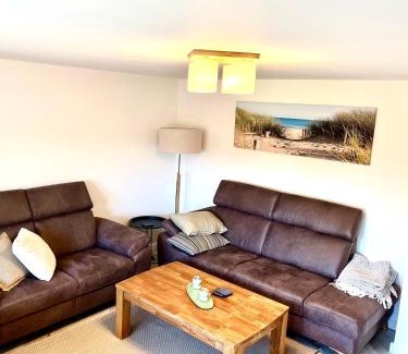 Neuendorf Heide Apartment | Zur Alten Boddenfischerei Ferienwohnung HeideZauber