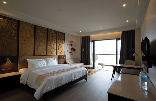 Coron Town Proper Hotel | Zuri Resort