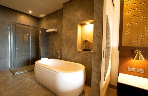 Coron Town Proper Hotel | Zuri Resort