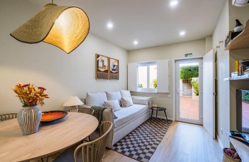 Parede House | Zus House Stylish Pool Stay Near Lisbon & Beach