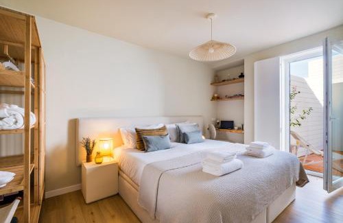 Parede House | Zus House Stylish Pool Stay Near Lisbon & Beach