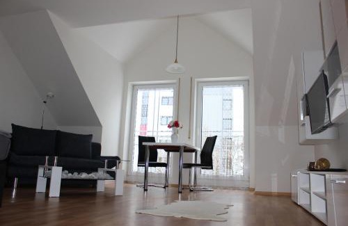 Burghausen Apartment | ZV-Scholtz Burghausen, Mozartstr.15 AP-52