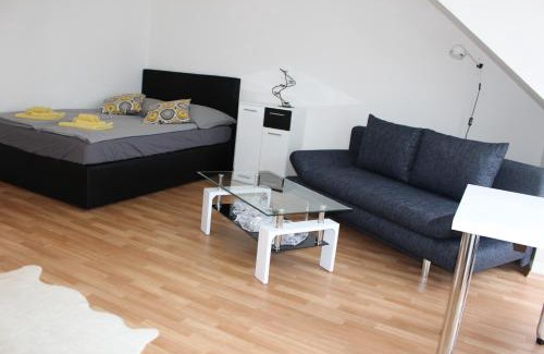 Burghausen Apartment | ZV-Scholtz Burghausen, Mozartstr.15 AP-52