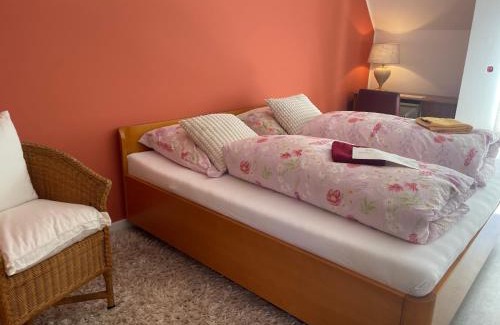 Borgholzhausen House | Zwei Zimmer, Küche, Bad