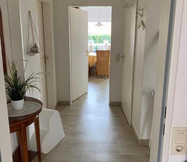 Schmilau Apartment | Zwei Zimmer Natur und Luxus Ferienwohnung mit Garten