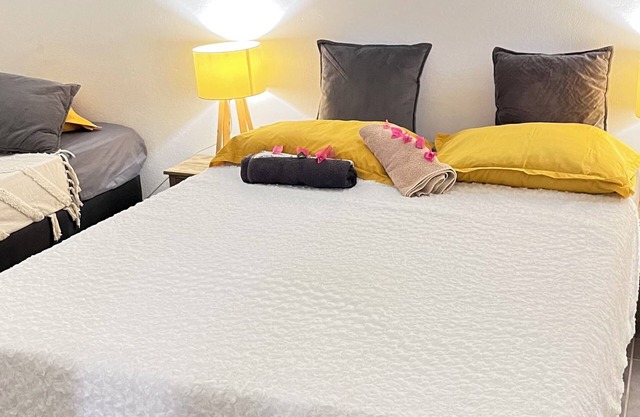 À 5 Minutes de la Plage! Deux Logements Haut et bas Idéal Pour des Familles