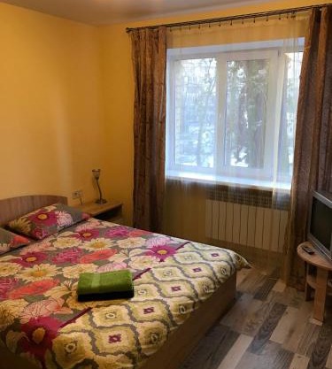Киев сдам посуточно ул Доброхотова 28 Daily rent Kyiv st Dobrokhotova 28