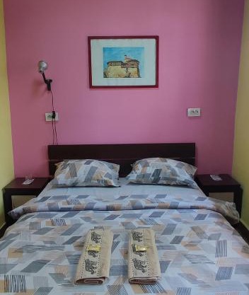 Стаи за гости ОРЕХА Троян Private rooms Oreha