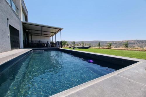 אחוזת מיתרים