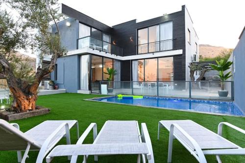 וילאה- וילות מושלמות למשפחות עם ממ"ד ובריכות פרטיות ליד הכנרת