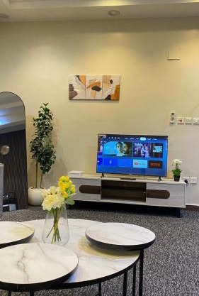 شقة بصالة وغرفة نوم حديثة جازان