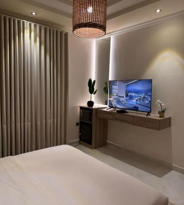 شقة ثلاث غرف بتصميم أنيق