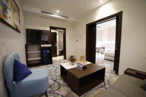 شقق زوايا الماسية العوالي