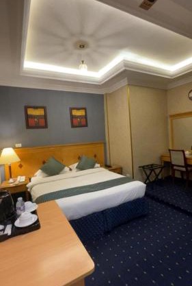 فندق المروج كريم AlMorooj Kareem Hotel