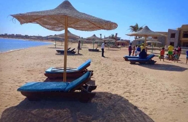 قرية لاجولي مارينا العين السخنه