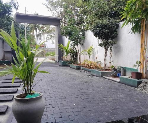 සදෙව් Villa