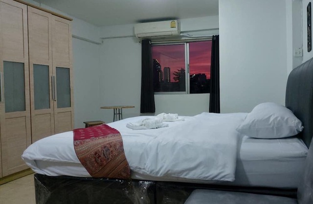 ห้องทับทิม (the center town)