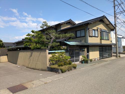 石川 ゲストハウス TeDori