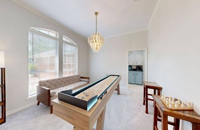 1.5 Miles to TAMU, by Restaurant Row, Shuffleboard, Extra Space Inside and Out!