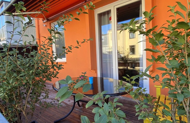 1 An apartment with great kitchen, large balcony 2 bathrooms, 6 rooms