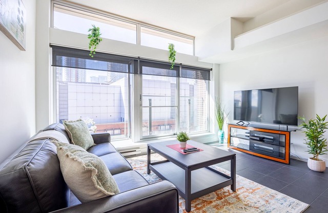 1 BD studio with free parking