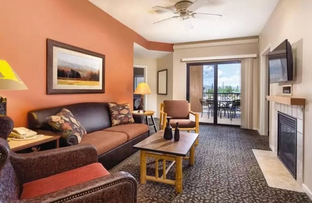 1 BD West Yellowstone Condominium sleeps 4