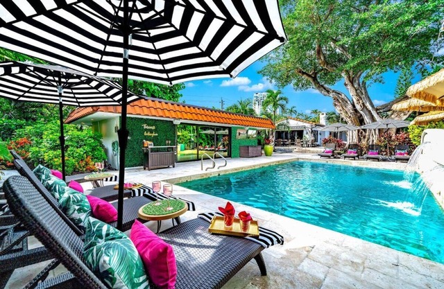 #1 Beach Estate Las Olas Beach Best Location