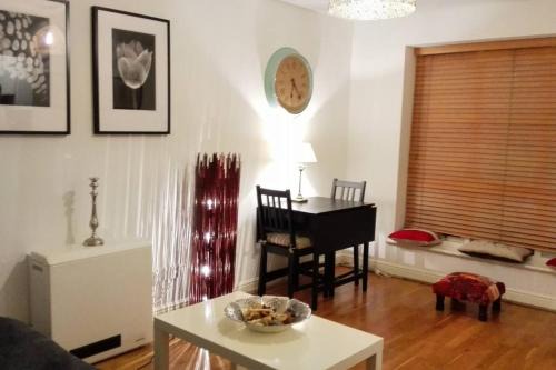 1 Bed Apartment at Mill Quay, Canary Wharf