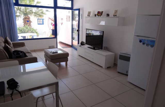 1 Bed Apartment with pool view, high speed internet with 50” smart tv
