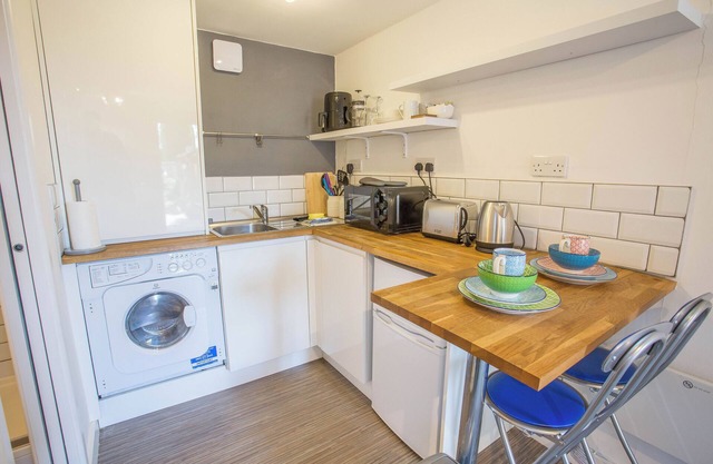 1 Bed Studio/Annex Cabin