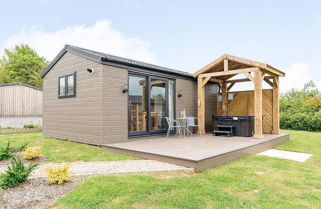 1 bedroom accommodation in Oakthorpe, Swadlincote