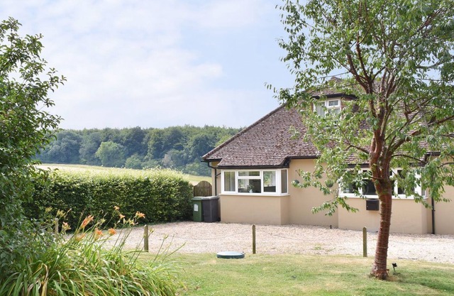 1 bedroom accommodation in Woodmancott, near Winchester