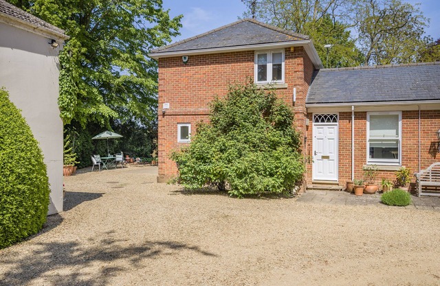1 bedroom accommodation in Wykenham, near Spalding