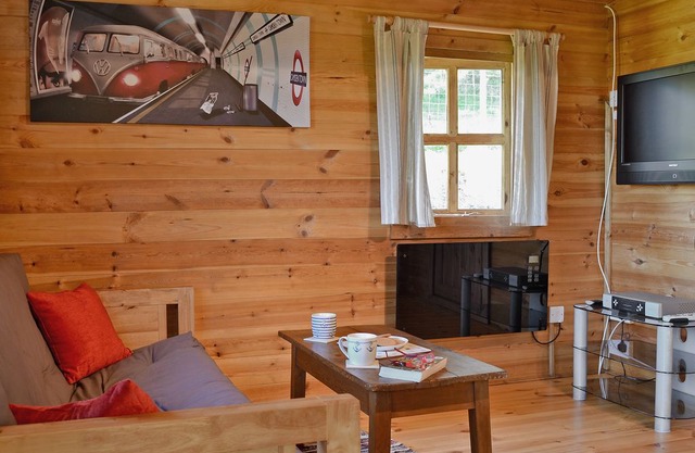 1 bedroom accommodation in Mydroilyn, near Newquay and Aberaeron