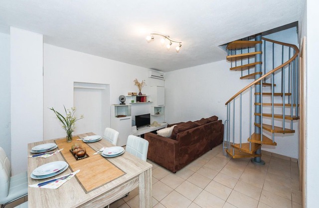 1 bedroom accommodation in Sepurine