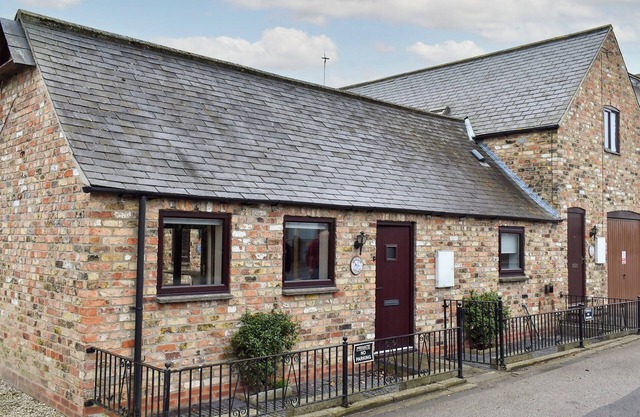 1 bedroom accommodation in Howden, near Goole