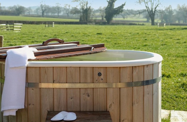 1 bedroom accommodation in Sutton-on-the-Hill, near Ashbourne