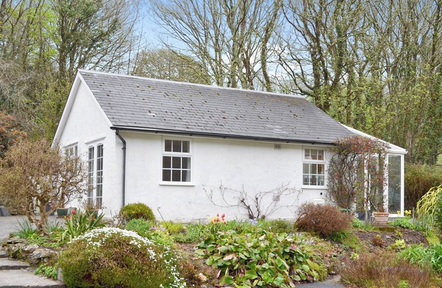 1 bedroom accommodation in Twelveheads Truro, near Redruth