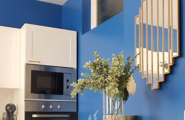 1 Bedroom Apartment in Bagneux