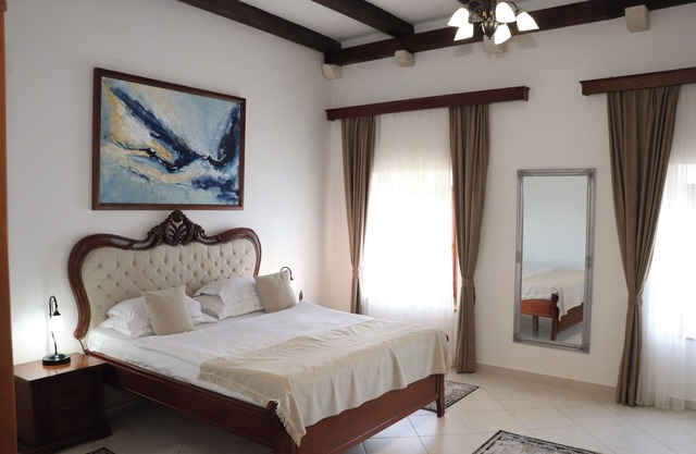 1-bedroom apartment in wonderful in Old Town Ulcinj with WiFi, AC,