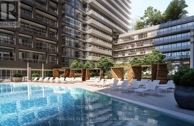 1-bedroom apartment near St Lawrence market, pool and fitness room in condo