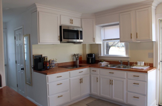 1 Bedroom Apartment 1.5 Miles from Downtown Manchester NH