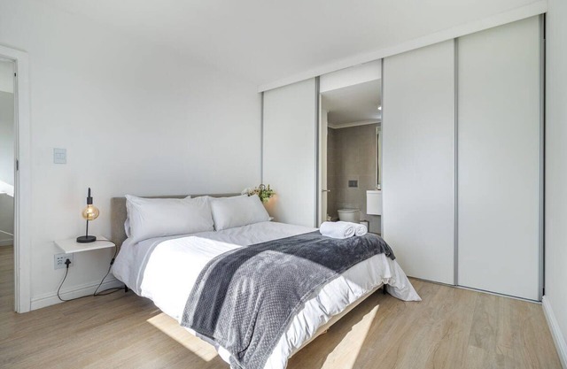 1 Bedroom Apartment, The Centurion, Seapoint, Cape Town, South Africa