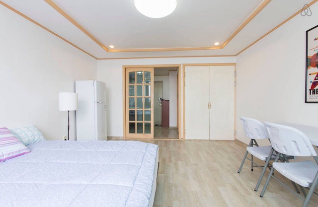 1 bedroom apt in Yeonnam-dong / Hongdae / Hongik University / Honggik
