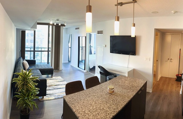 1 bedroom condo with a great view in Toronto downtown