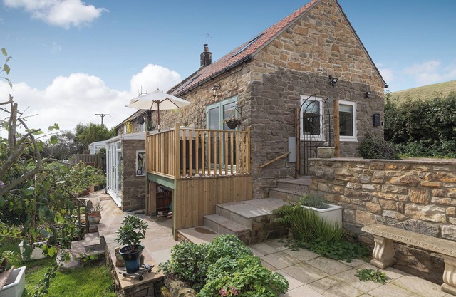 1 bedroom accommodation in Grinkle, near Easington