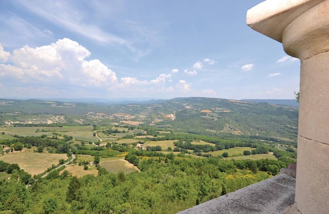 1 bedroom lovely home in Viens