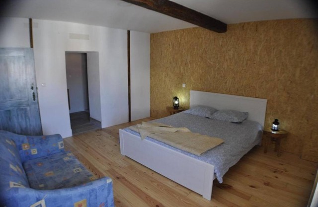 1 bedroom private vacation home in alpalhã£o