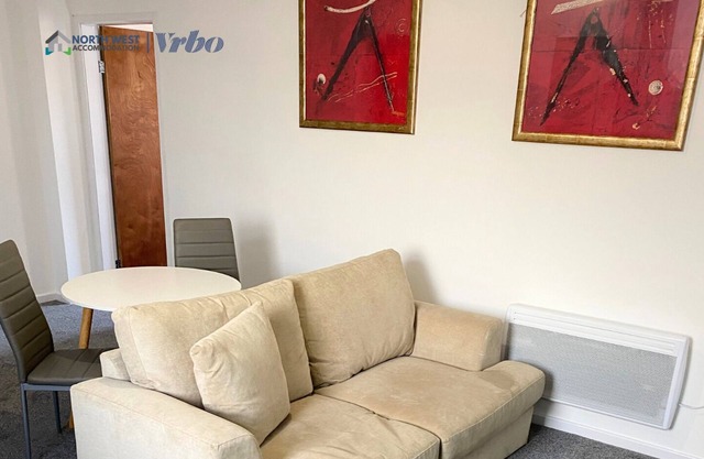 1 Bedroom St Helens Apartment | Free WiFi | Fully Furnished